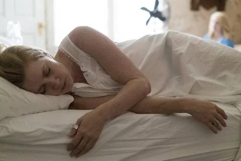  SHARP OBJECTS (mini, 2018) SHARP OBJECTS (mini, 2018) AMY ADAMS EDITORIAL... Stock Photos