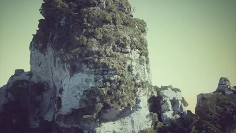 Sharp sandstone cliffs of Morro Itacolomi 스톡 동영상 139402505