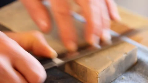 Sharping knife 库存影片 42785849