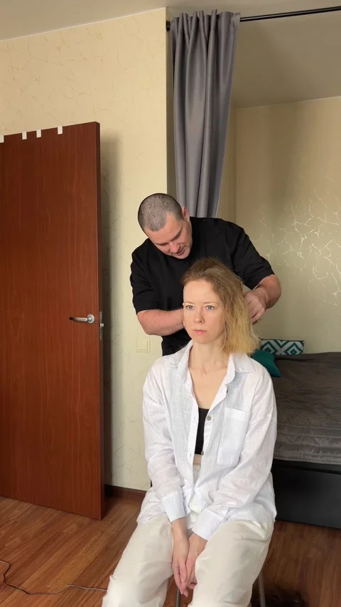 Shaving Head for Chemo: Woman's Powerful Step in Cancer Journey Stock Footage 319574441