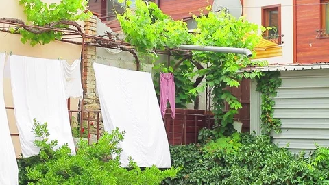 Sheets dry 動画素材 78197156