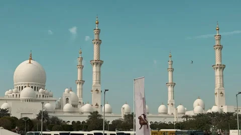 Sheikh Zayed Grand Mosque 7 스톡 동영상 327472452