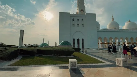 Sheikh Zayed Grand Mosque 8 (Editorial) Stock Footage 327472460
