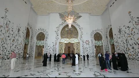 Sheikh Zayed Grand Mosque in Abu Dhabi, UAE Stock Footage 10709264