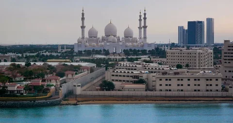 The Sheikh Zayed Grand Mosque (Abu Dhabi).Timelapse Stock Footage 105750345
