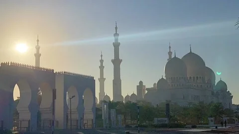 Sheikh Zayed Grand Mosque Abu Dhabi during the solar eclipse 26 December 2019 Stock Footage 122275734