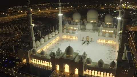 Sheikh Zayed Grand Mosque , Abu Dhabi, United Arab Emirates Stock Footage 128935820