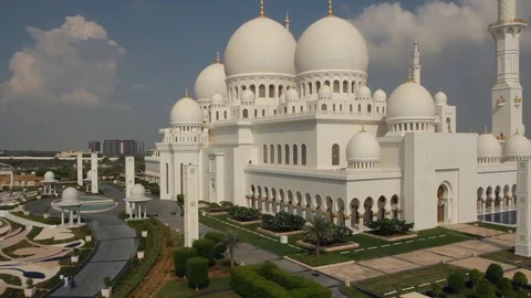 Sheikh Zayed Grand Mosque , Abu Dhabi, United Arab Emirates Stock Footage 128935867