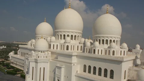 Sheikh Zayed Grand Mosque , Abu Dhabi, United Arab Emirates Stock Footage 128938404