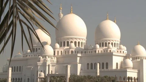 Sheikh Zayed Grand Mosque , Abu Dhabi, United Arab Emirates Stock Footage 128940225