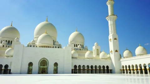 Sheikh Zayed Grand Mosque, Abu Dhabi, UAE. Video stock 143621630