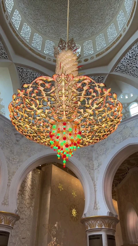 The Sheikh Zayed Grand Mosque. Abu Dhabi. 28.12.2023 스톡 동영상 287920807