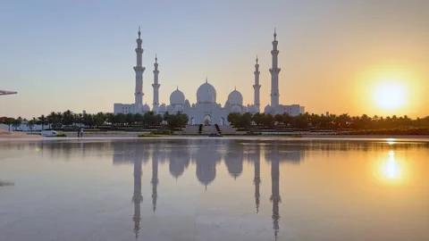 Sheikh Zayed Grand Mosque in Abu Dhabi at sunset. Stunning Islamic architecture Stock Footage 310995169