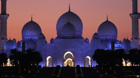 Sheikh Zayed Grand Mosque in Abu Dhabi after sunset, United Arab Emirates Stock Footage 331651790