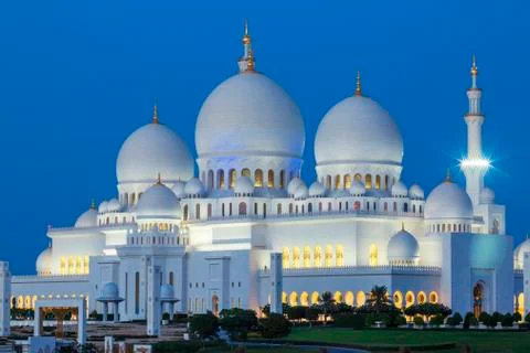 Sheikh zayed mosque by night Stock Photos