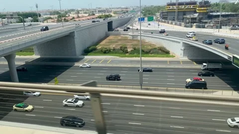 Sheikh zayed road view from dubai metro Vídeos de archivo 283205562