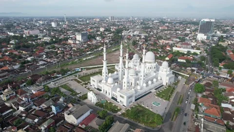 Sheikh Zayed Solo Mosque is a big Mosque in Surakarta Stock Footage 221851957