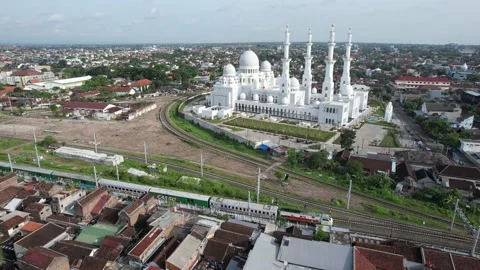 Sheikh Zayed Solo Mosque is a big Mosque in Surakarta Stock Footage 221854393