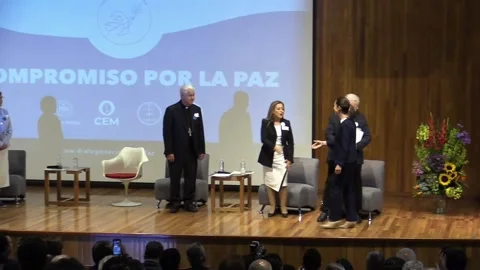 Sheinbaum signs the Commitment for Peace despite highlighting discrepancies, Mex Stockbeeldmateriaal 267768986