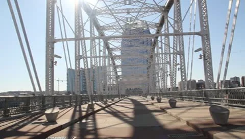 Shelby Pedestrian Bridge Vidéo 8979826