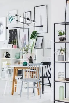 Shelf and table Stock-Fotos