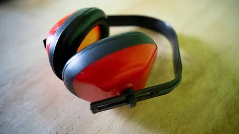 Shell-type ear protectors widely used in Brazilian factories Foto stock
