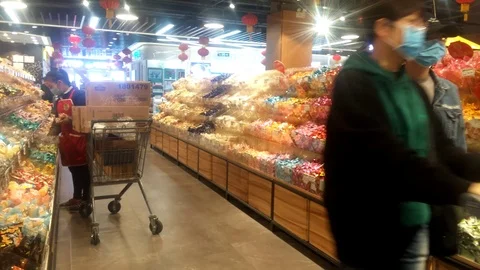 Shenzhen, China: interior view of yonghui supermarket Stock Footage 123686161