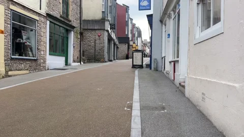 Shepton Mallet. Somerset. Town Centre. Sunday Afternoon. 6 March 2022 Vídeo Stock 171425864