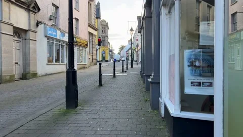 Shepton Mallet. Town Centre. Sunday Afternoon. March 2022 動画素材 171425412