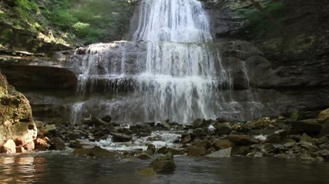 ShermanFalls 動画素材 7735068