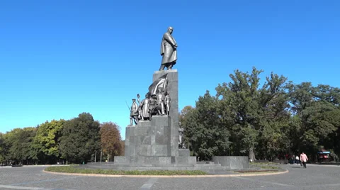 Shevchenko Monument 스톡 동영상 30600261