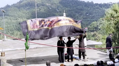 Shia Muslim Flags Displayed During Muharram Видео 339535930