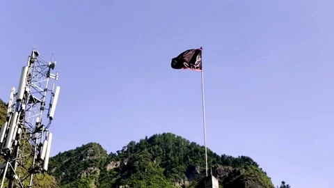 Shia Muslim Flags Displayed During Muharram Vidéo 339536232