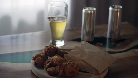 Shifting focus from background to foreground. Stock Footage 281863609