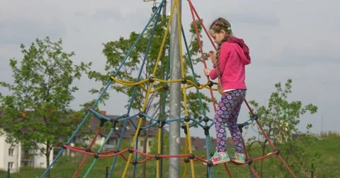 Shild on the Rope Pyramide. Stock Footage 62743952