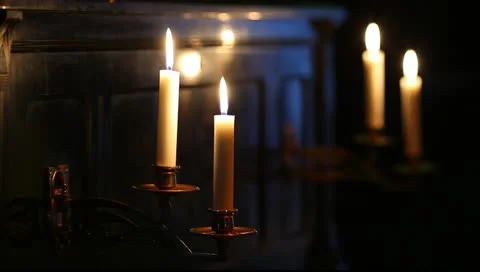 Shimmering candle light 動画素材 10889555