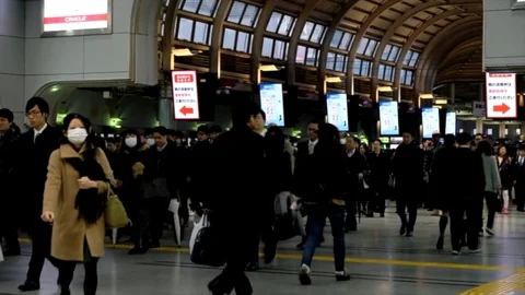 SHINAGAWA TRAIN STATION Stock Footage 84483608
