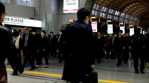 SHINAGAWA TRAIN STATION Stock Footage 84486100