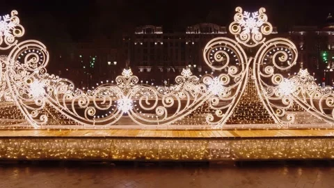 Shining Art Objects in the Decorated City, Christmas and New Year Concept 库存影片 143811837