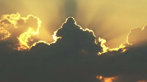 Shining Clouds Stockbeeldmateriaal 7904133