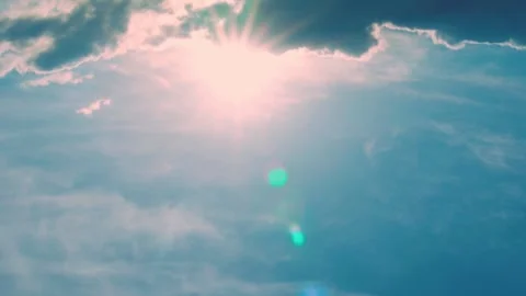 Shining sun and clouds in blue pink sunset sky, air plane window view, aerial sh Video stock 328300723