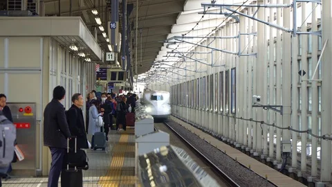 Shinkansen Stockbeeldmateriaal 129663370