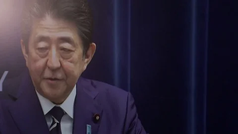 Shinzo Abe's latest statements on combating the coronavirus pandemic Video stock 127198853