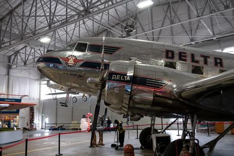 Ship 41 the first Douglas DC-3 to carry Delta passengers Stock Photos
