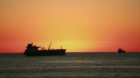 Ship anchoring Stock Footage 332712753