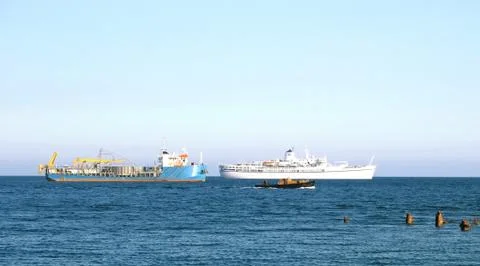 Ship and pier Stock Photos