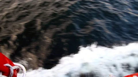 Ship and Wave 스톡 동영상 40079826