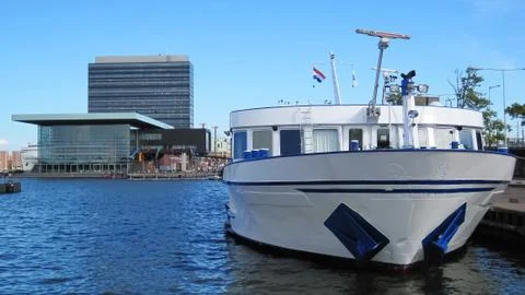 Ship in the dock Stock-Fotos