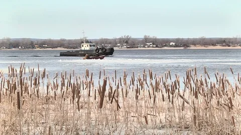 The ship floats on the river in early spring Stock-Footage 74249962