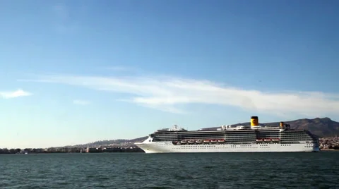 Ship Vídeos de archivo 31271368